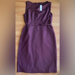 Ann Taylor Burgundy sleeveless below the knee classy dress